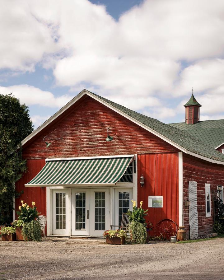 The Eddie Hotel And Farm Bloomfield Экстерьер фото